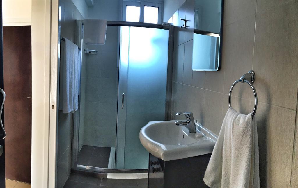 New Day Apartments Paphos Room photo