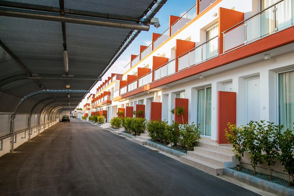 New Day Apartments Paphos Exterior photo