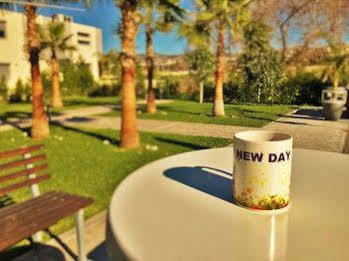 New Day Apartments Paphos Exterior photo
